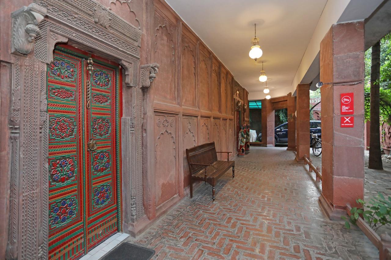 Oyo 1427 Hotel Malhar Haveli 노이다 외부 사진